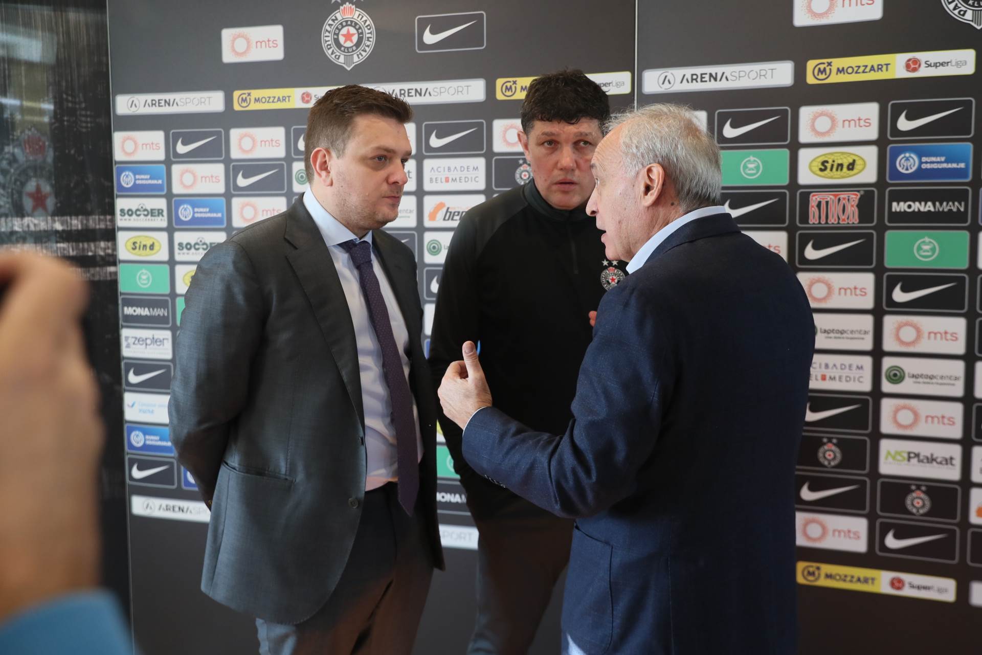  Promjene u FK Partizan, vraća se Ljubiša Tumbaković 