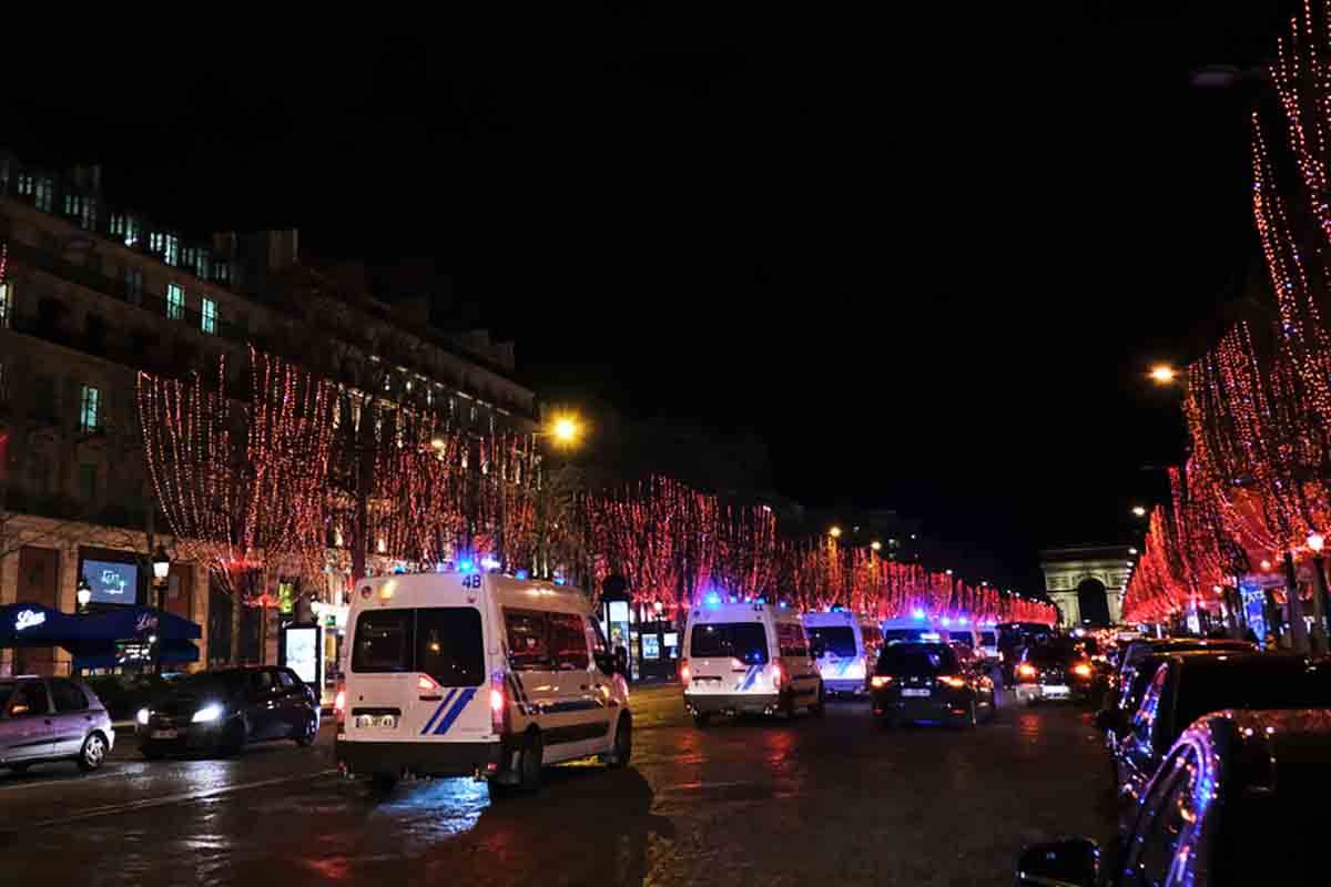  Napad u Parizu 