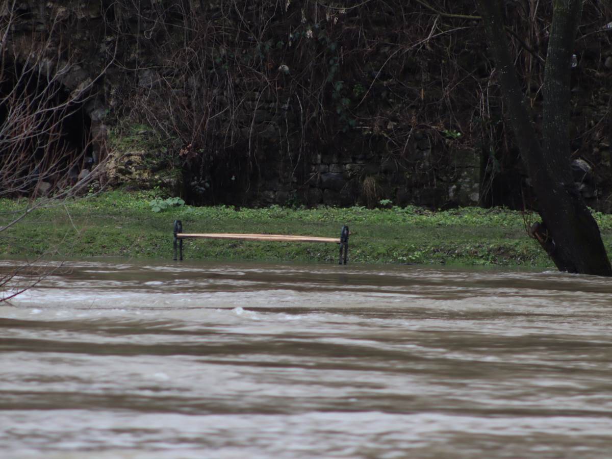  Uvećan vodostaj rijeke Vrbas u Banjaluci 