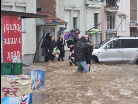  Poplave u Kosovskoj Mitrovici 