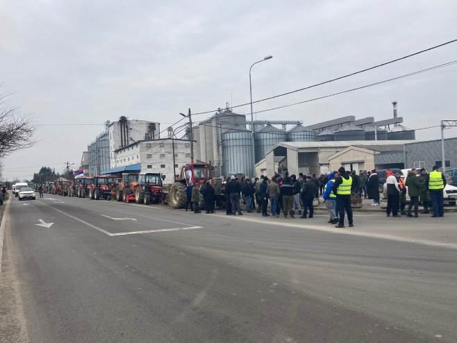  Protest poljoprivrednika u Kozarskoj Dubici 
