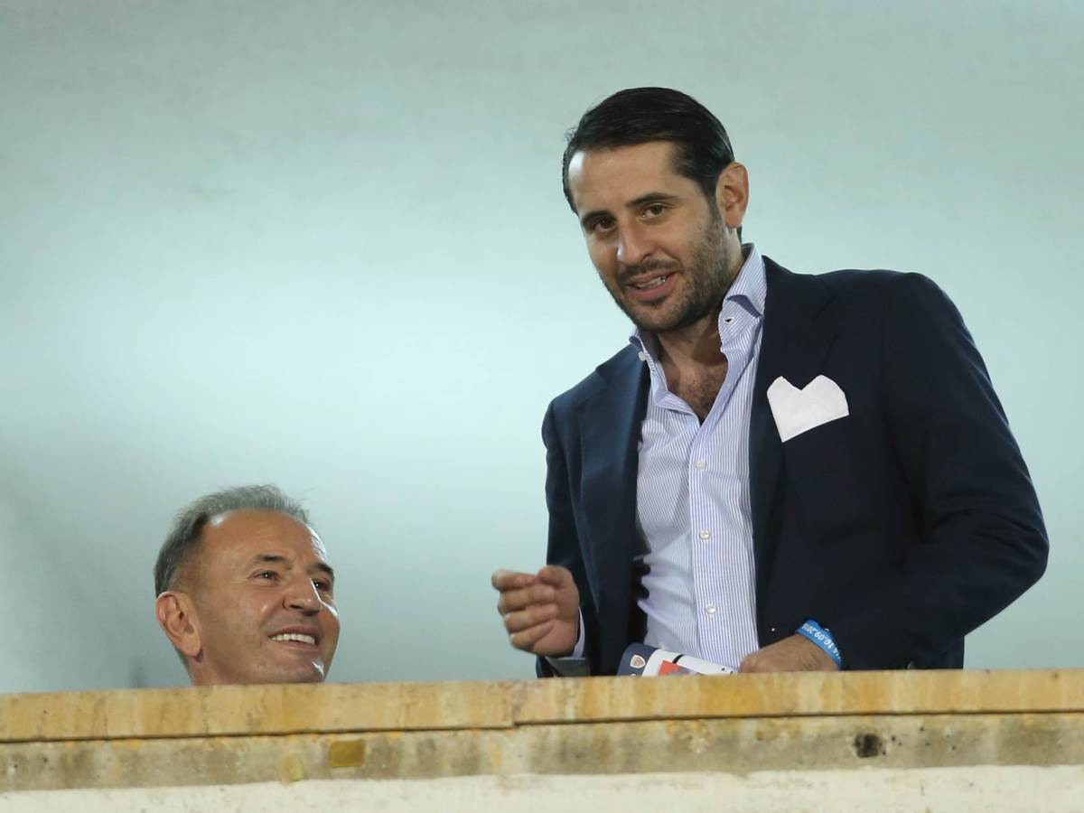 Dragan Džajić Stefan Babović i Aleksandar Kolarov u FSS Sport Fudbal