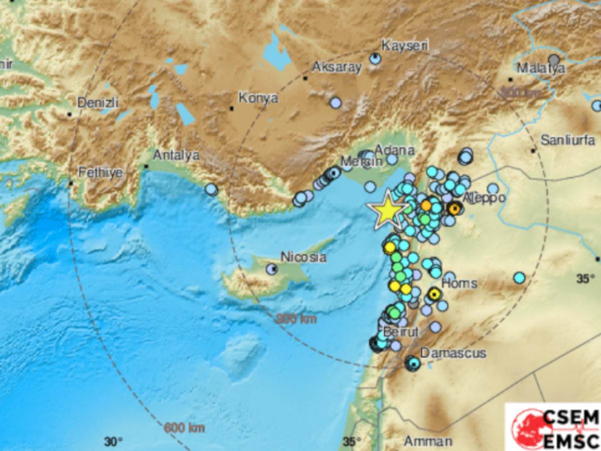  Novi snažan zemljotres pogodio Tursku (FOTO) 