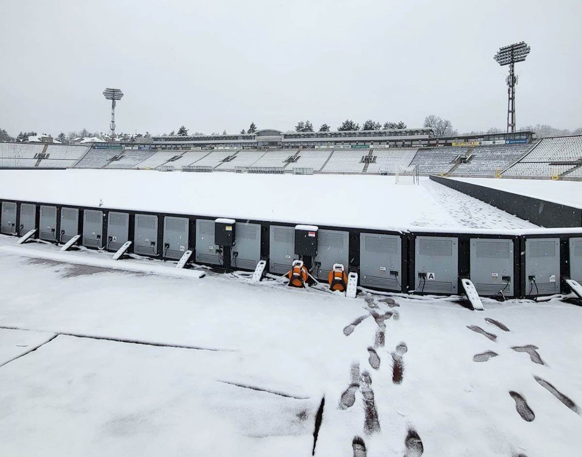  Zavejan stadion Partizana odložen meč sa Radničkim 