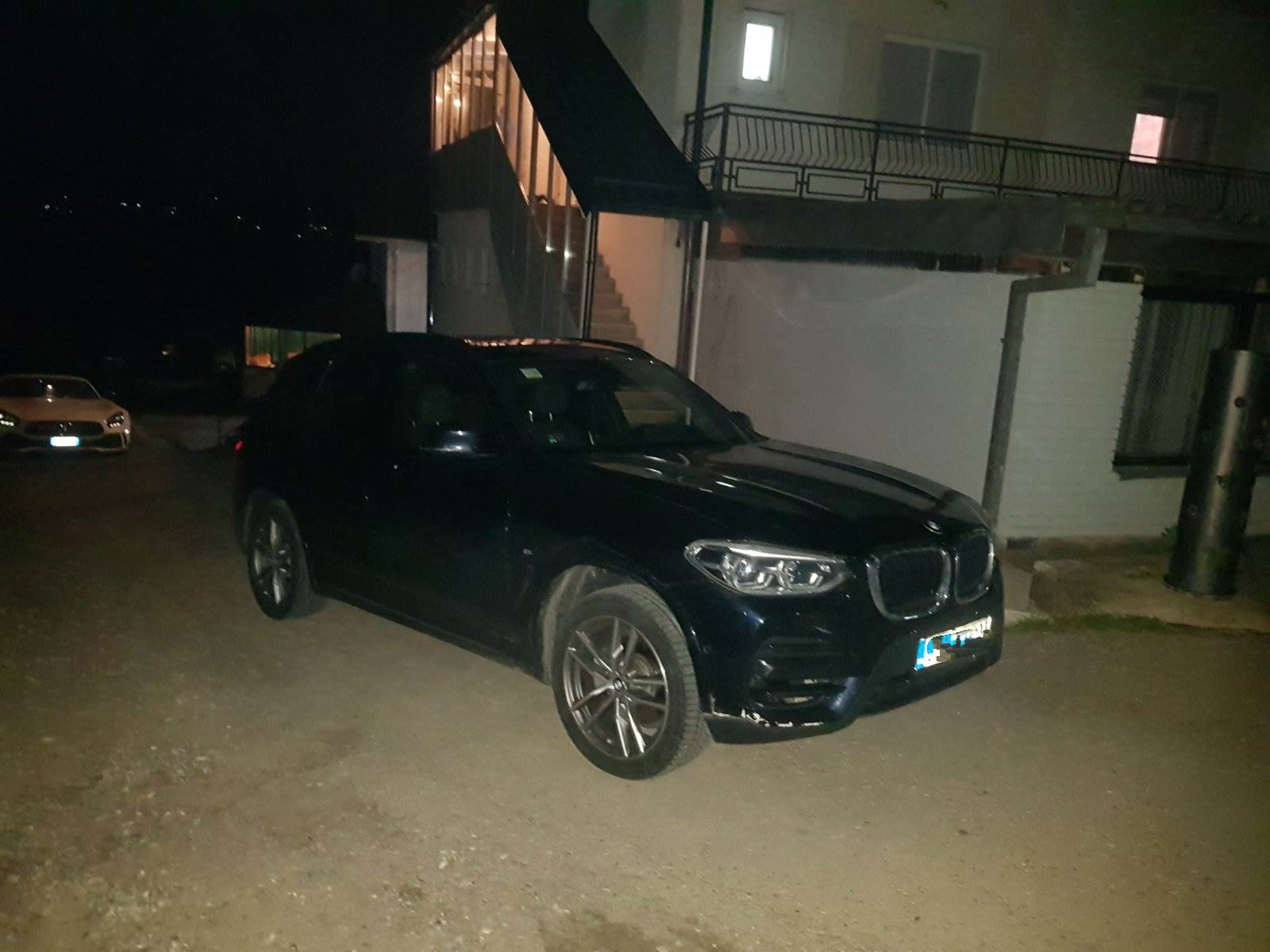 Pronađen ukradeni mercedes iz Zagreba 