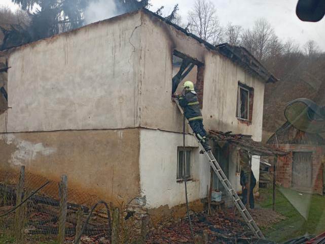  Izgorjela kuća u selu kod Milića 