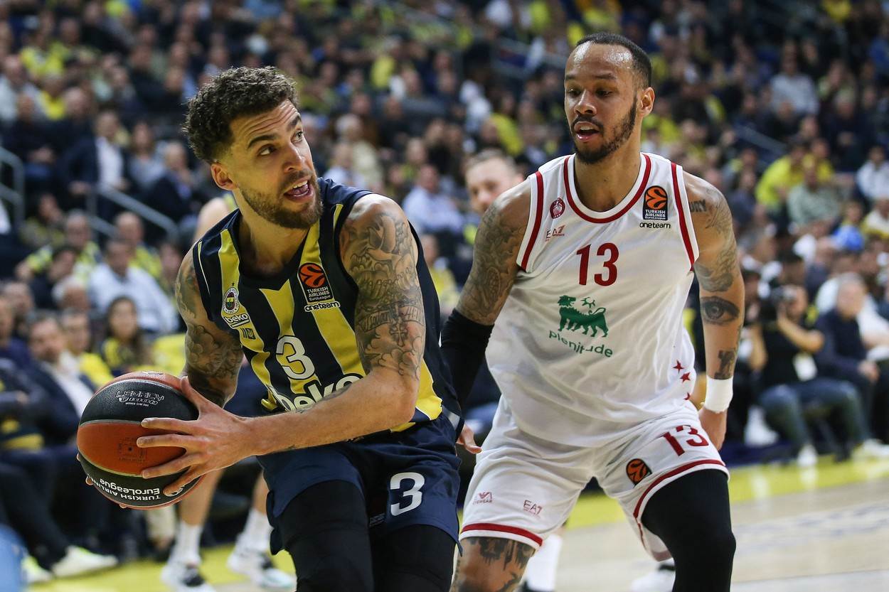  armani pobijedio fenerbahče  