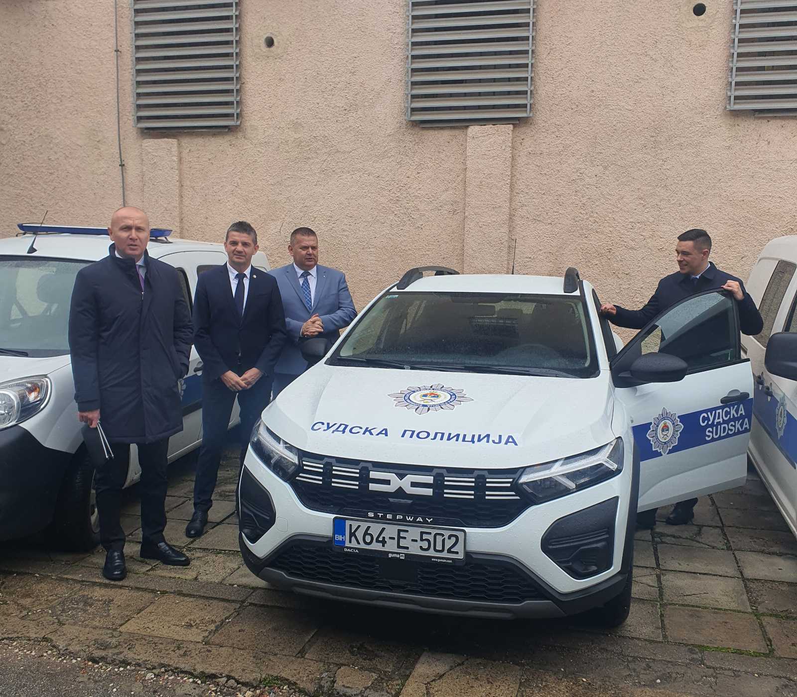  Bukejlović uručio vozilo sudskoj policiji 