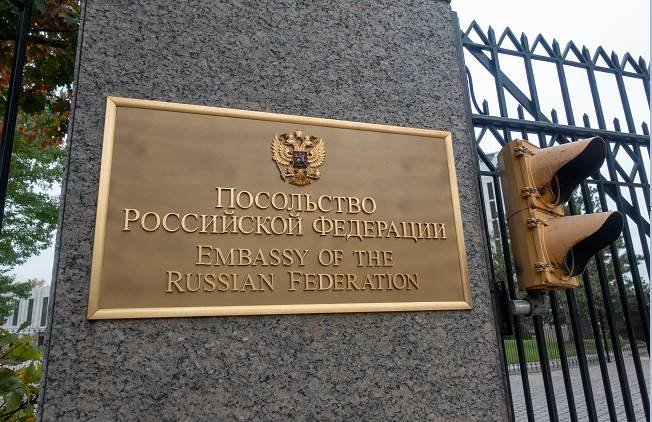  Ambasada Rusije o američkim sankcijama 