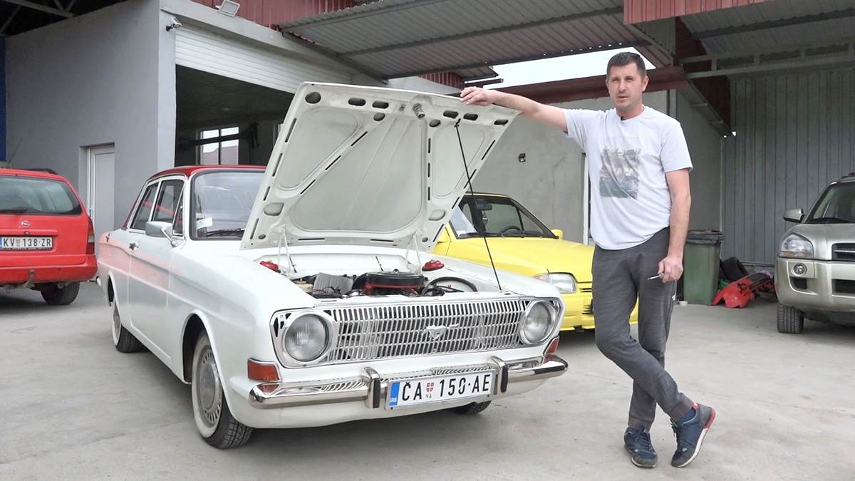 Čačanin prodao stari automobil za 75000 evra Čačanin prodao stari automobil za 75000 evra