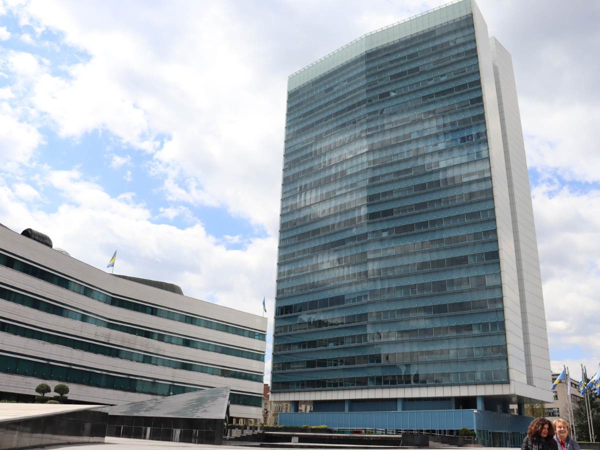 Stranke Trojke pozvale ljude da ne daju otkaz Stranke Trojke pozvale ljude da ne daju otkaz