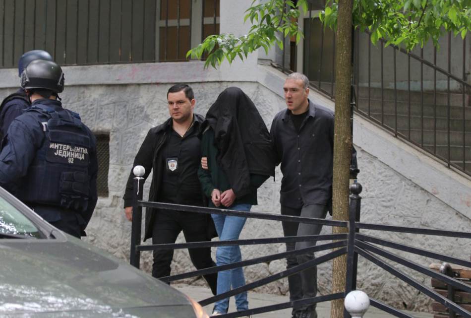  Dječak u Beogradu ubio čuvara škole i ranio učiteljicu i đake 