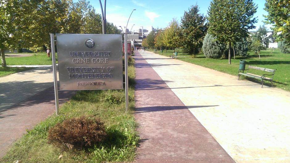  Evakuisane prostorije Elektrotehničkog fakulteta u Podgorici 