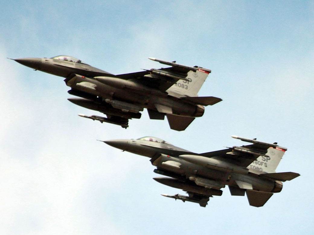  Prenos F-16 u Ukrajinu pokrenuo bi pitanje NATO-a 