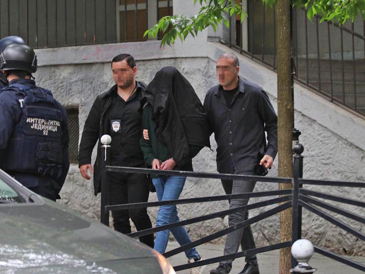 Majka dječaka osumnjičenog za ubistva u Ribnikaru Majka dječaka osumnjičenog za ubistva u Ribnikaru