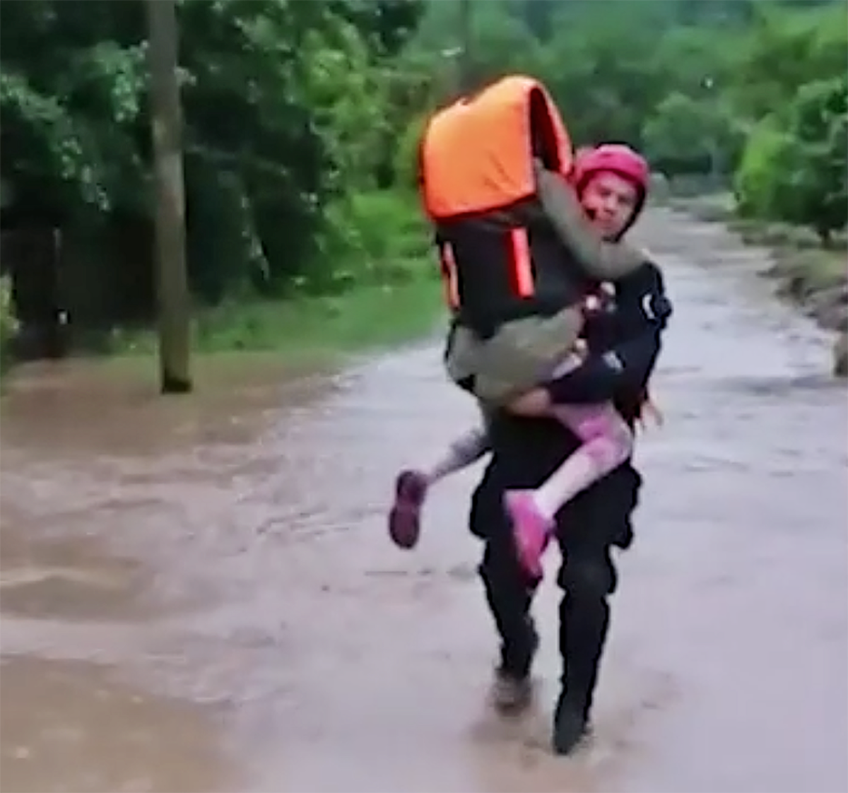  U Srbiji proglašena vanredna situacija zbog poplava 