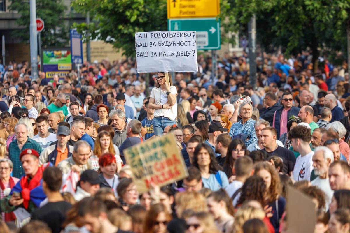  Sedmi protest protiv nasilja u Beogradu 