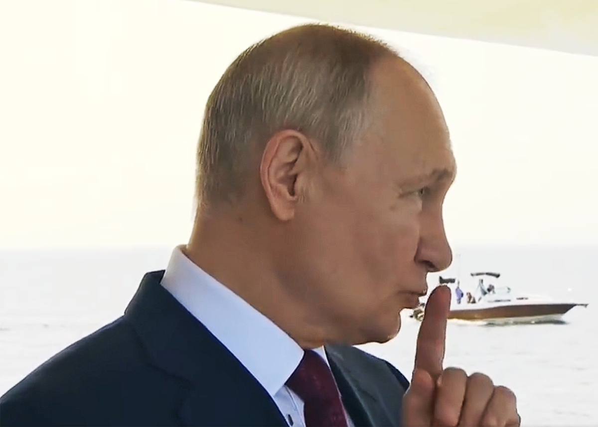  Putin ušutkao ženu tokom himne 