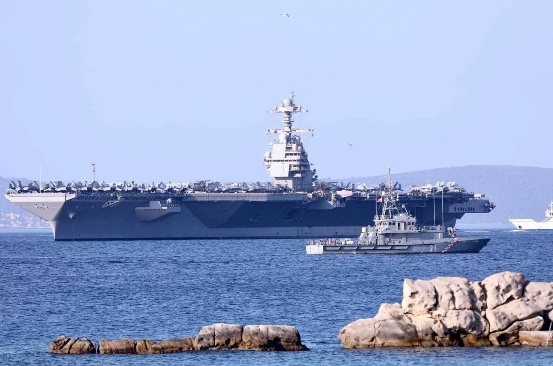  Najmoćniji brod američke ratne mornarice uplovio u Jadran 