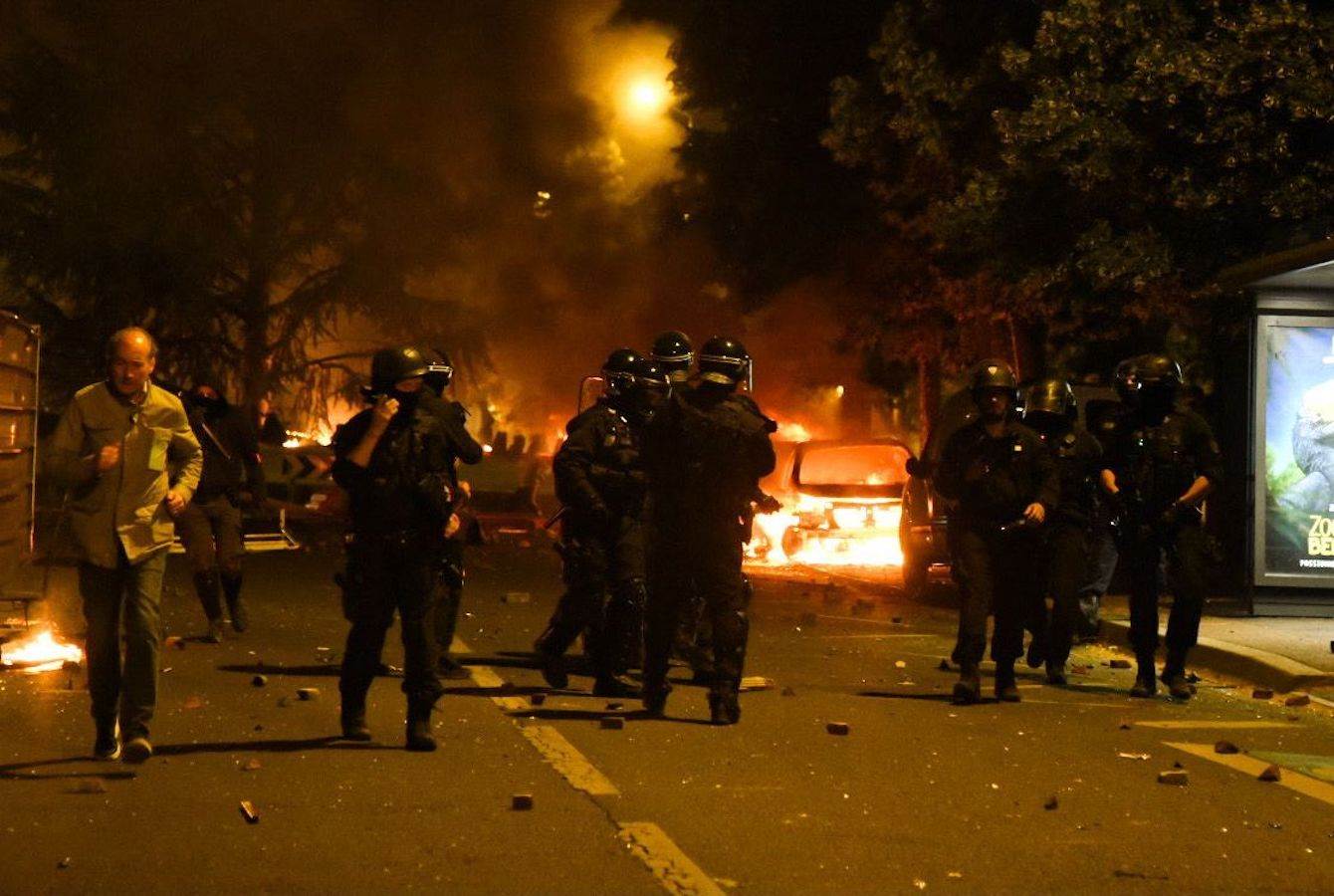  Neredi u Parizu zbog ubistva dečaka 