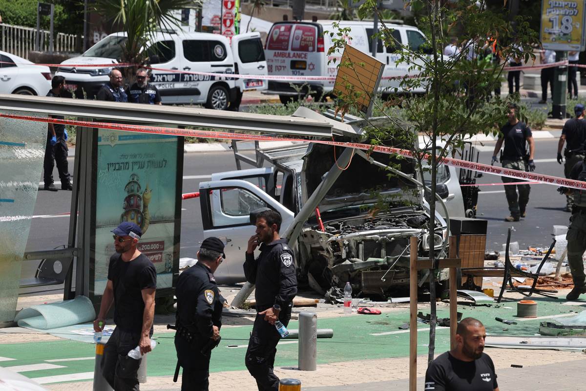  Teroristički napad u Tel Avivu 