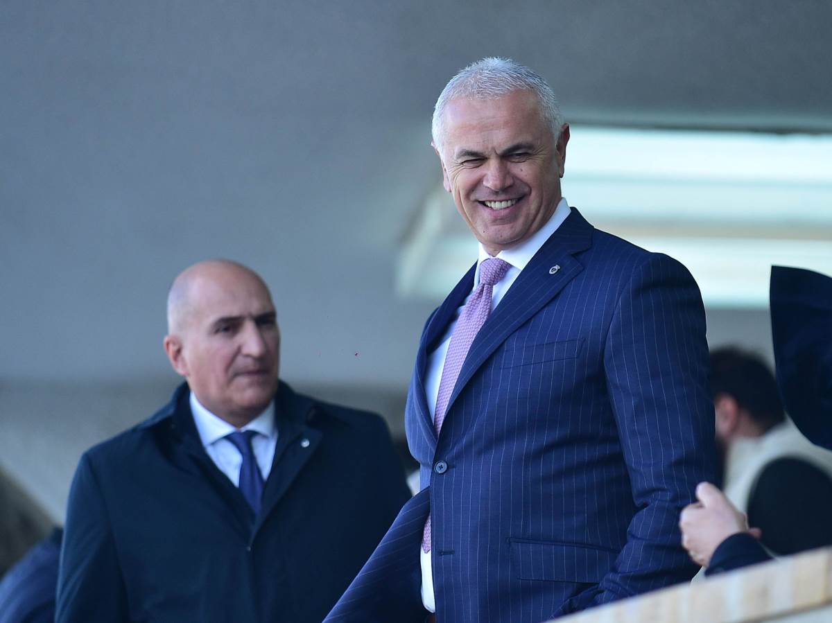 Zvezdan Terzić: Koliko klubova treba da ima u Superligi Srbije? Zvezdan Terzić: Koliko klubova treba da ima u Superligi Srbije?