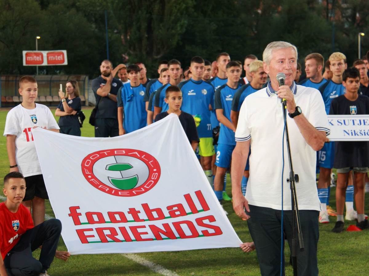  Turnir fudbal frends otvorio Vladimir Petrović Pižon 