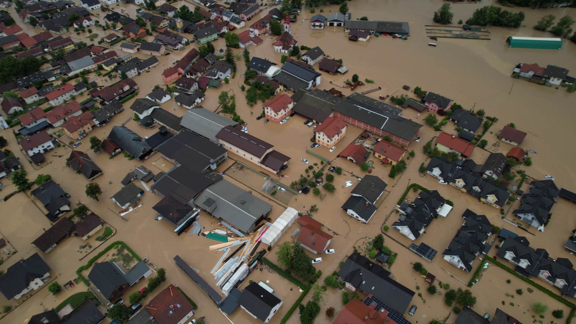  Evakuacija i hitne mjere u Sloveniji zbog poplava 