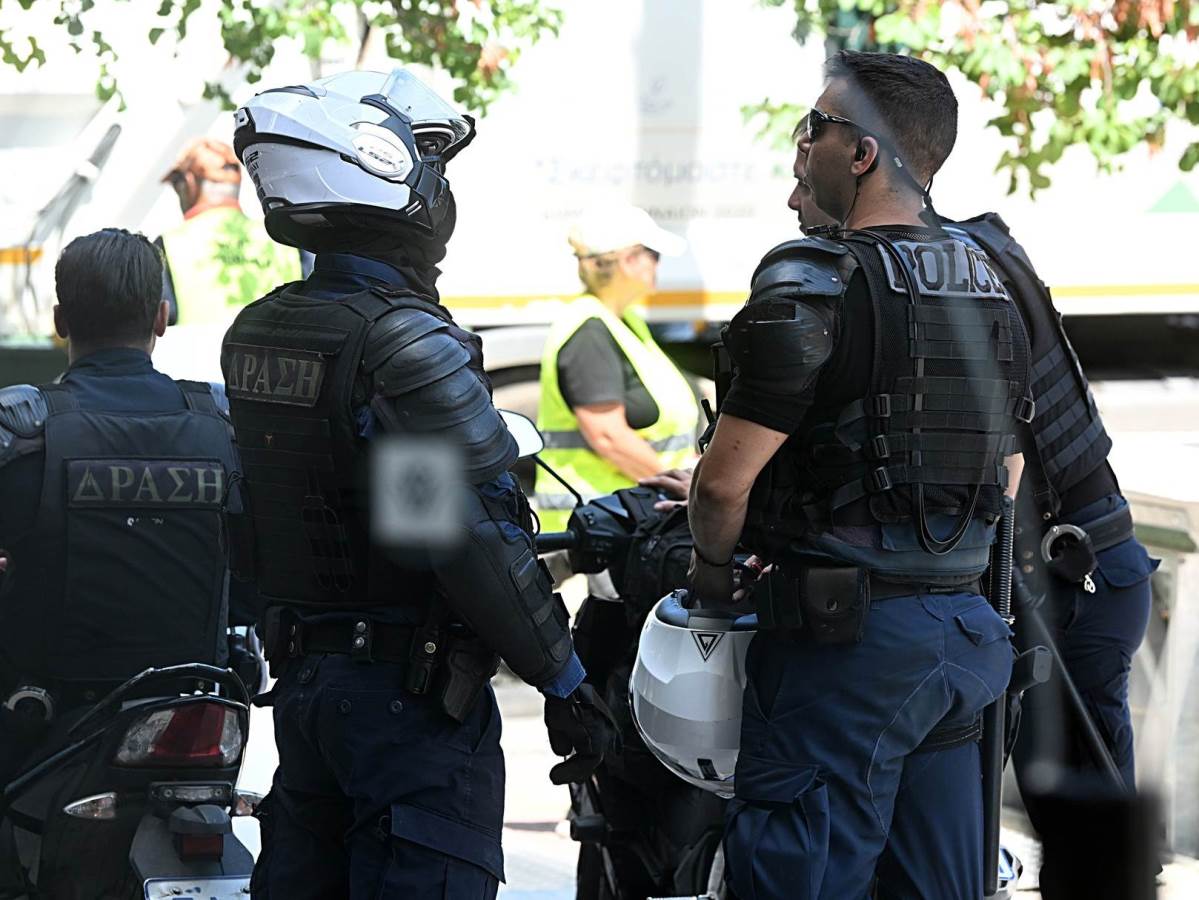  grčka policija uzima dnk navijačima dinama  