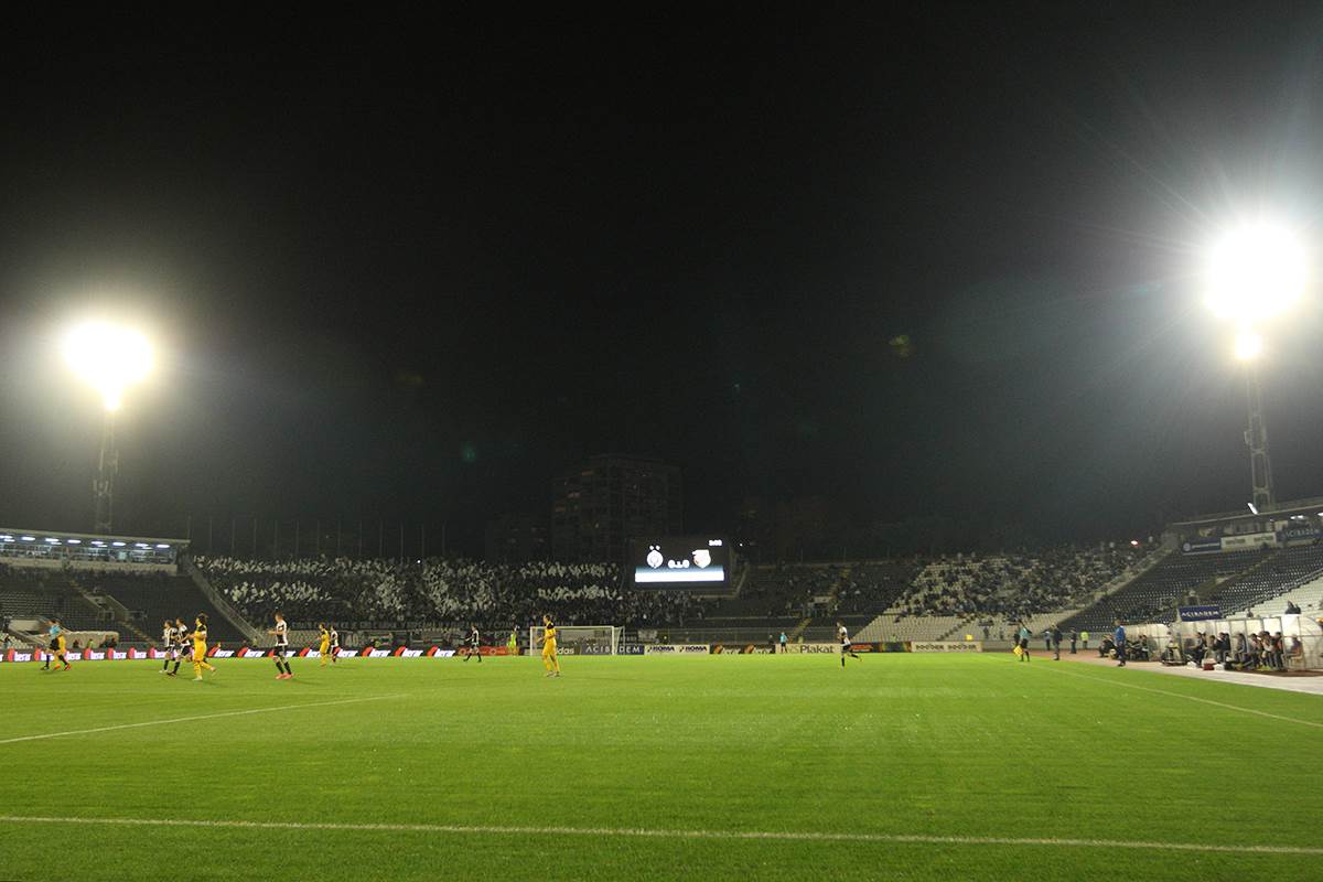  UEFA kaznila Partizan zatvaranjem tribina protiv Nordsjelanda 