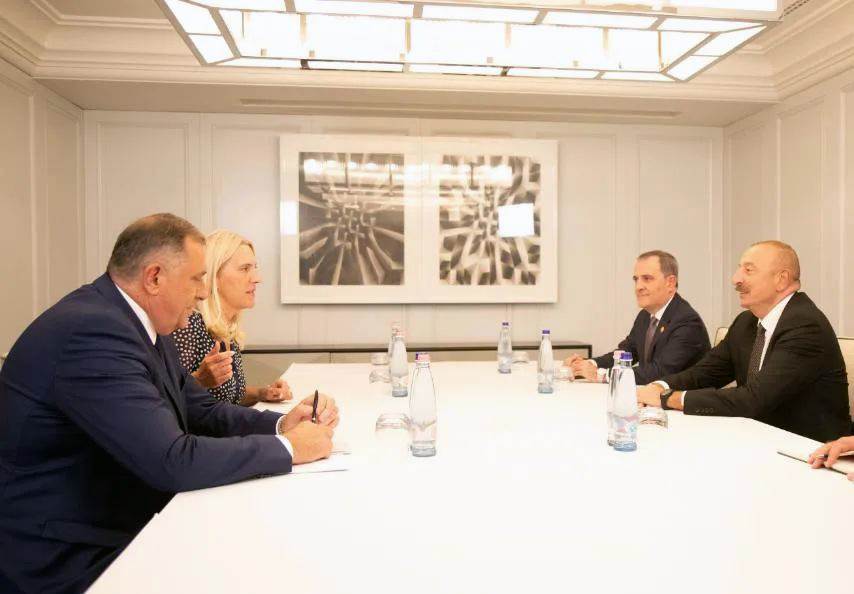  Dodik: Azerbejdžan zainteresovan za energetske projekte u Srpskoj 
