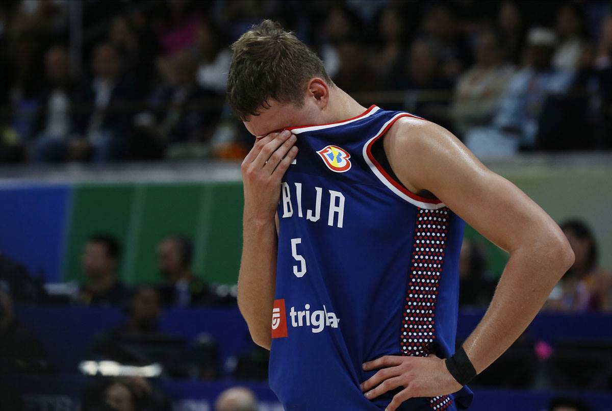  Suze srpskih košarkaša nakon poraza u finalu 