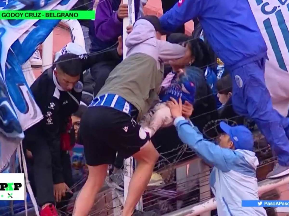  Tuca huligana izvlacili bebe sa stadiona u Argentini 