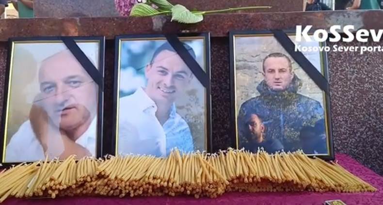  Na sjeveru KiM pale svijeće za trojicu Srba ubijenih u nedjelju 