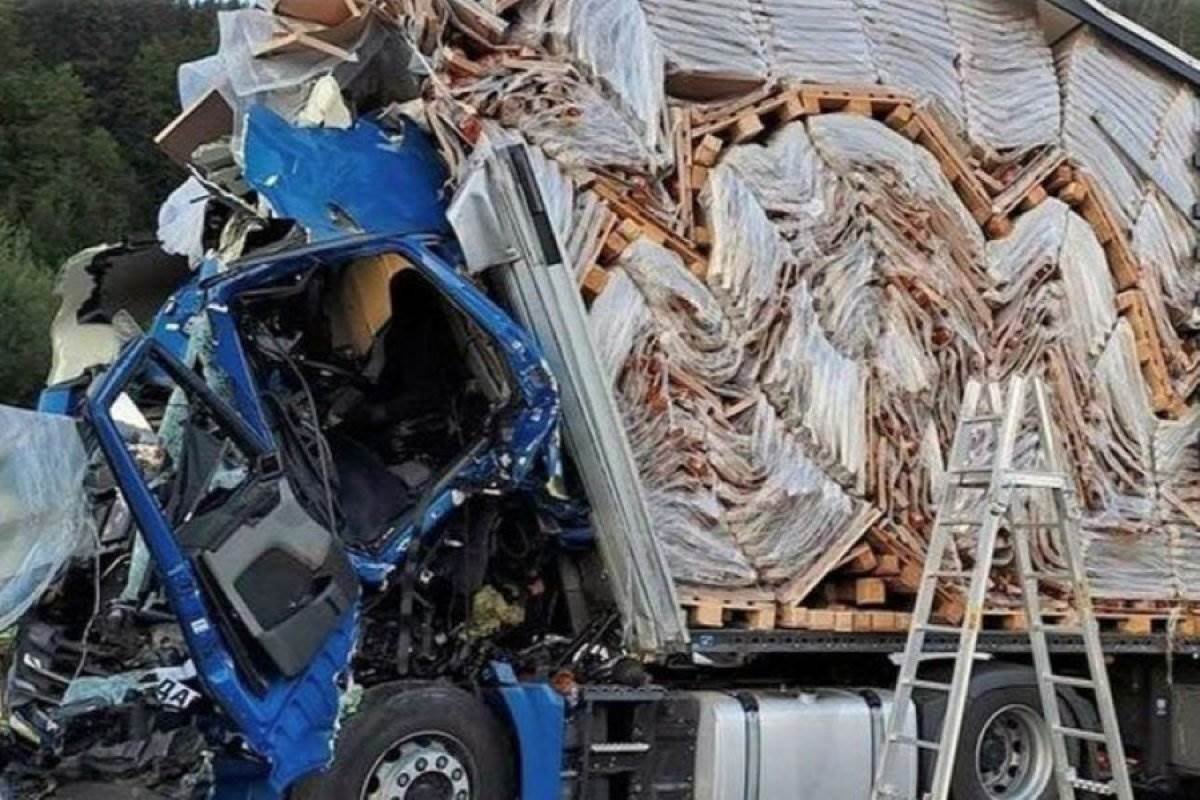  Vozač kamiona iz BiH povrijeđen u Austriji 