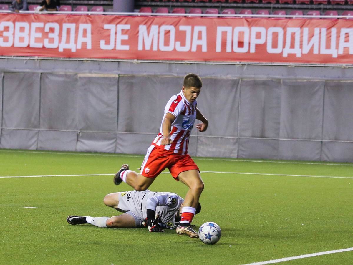  Jovan Mijatović igra odlično i postiže golove 