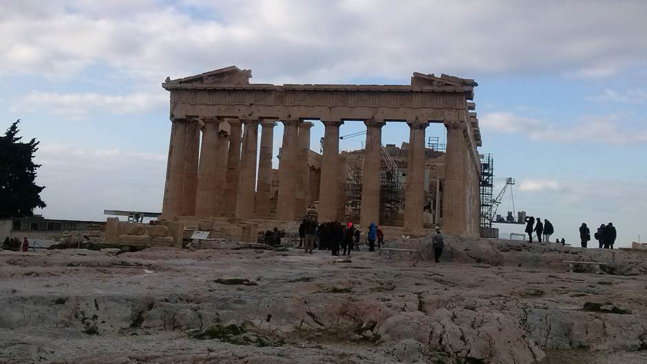  Vrućina "zatvorila" Akropolj 