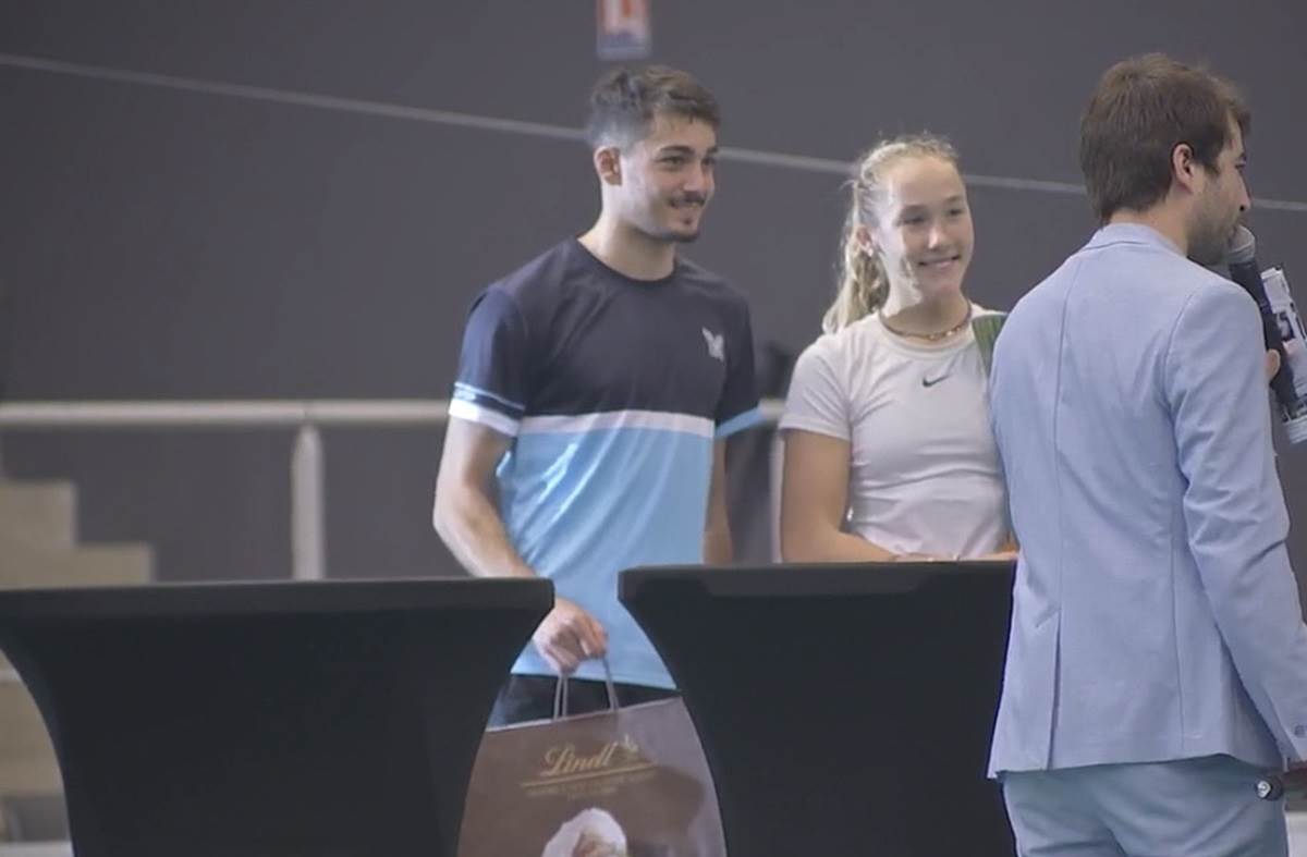  Mira Andreeva teniserka igrala protiv muskarca na turniru 
