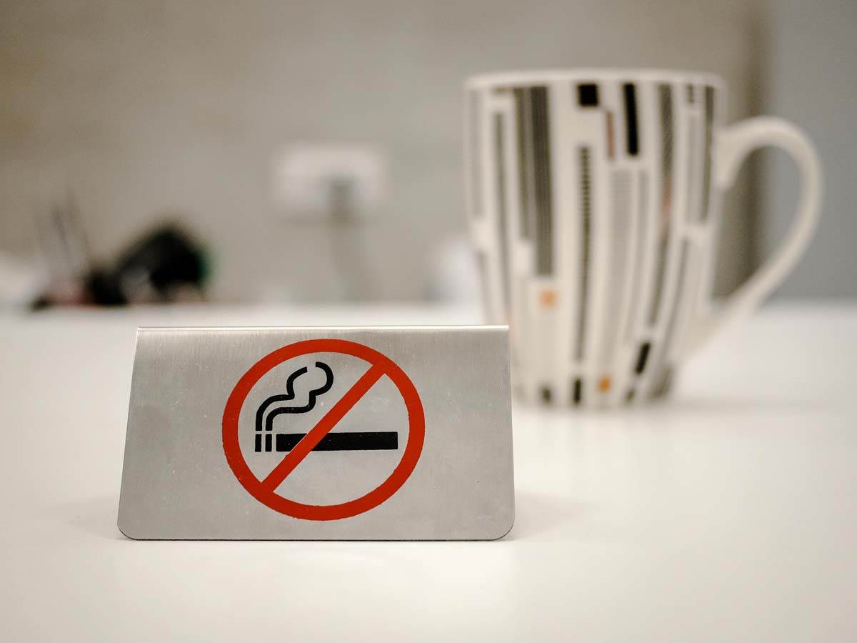  Srbija uvodi zabranu pušenja na javnom mjestu 