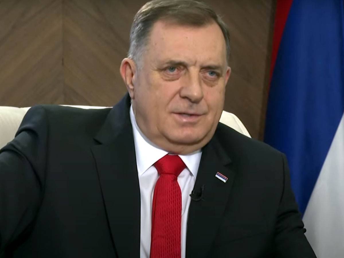  Dodik posjetio pravoslavni hram i džamiju u Kazanju 