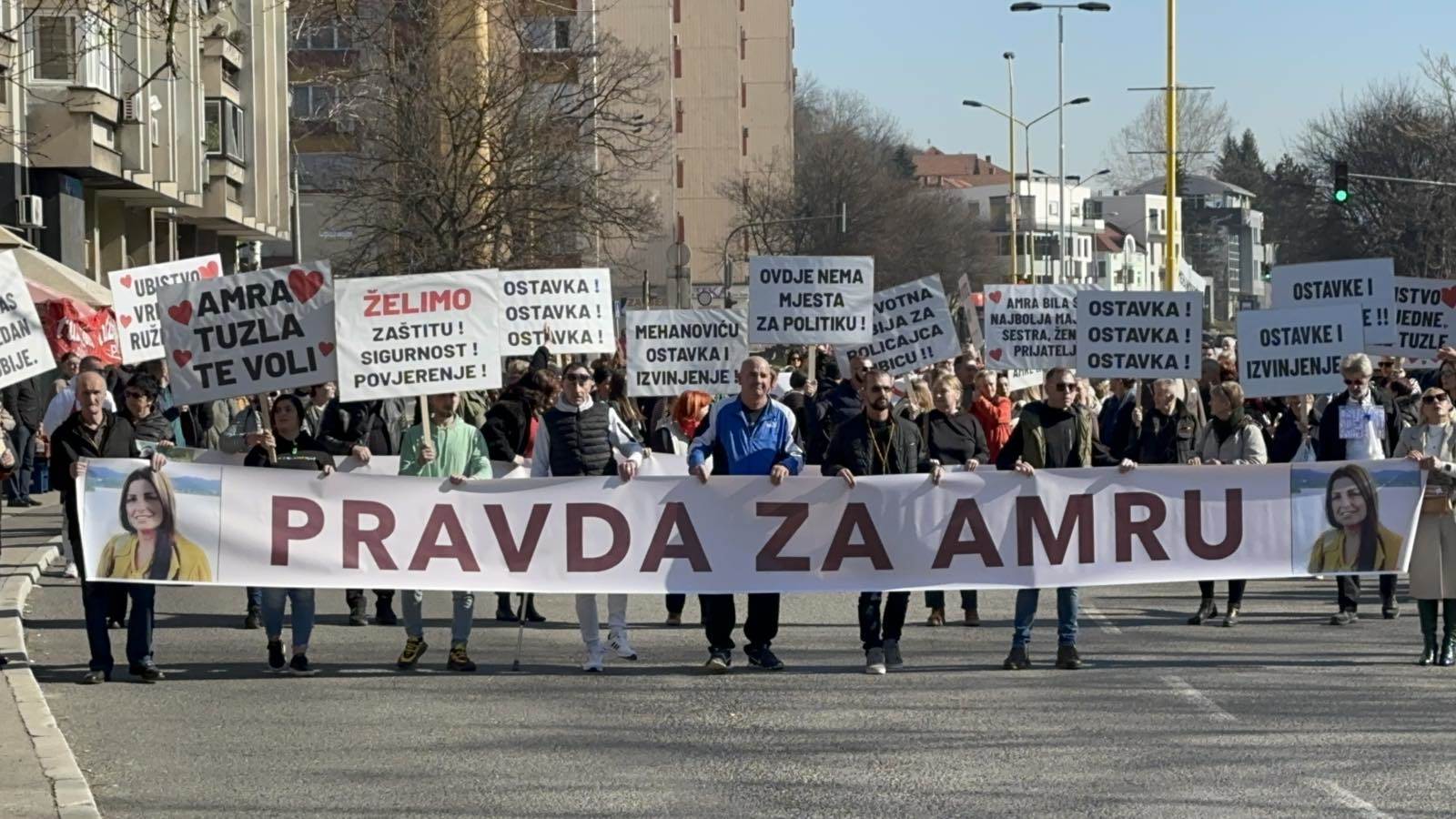  Protestna šetnja u Tuzli zbog ubistva Amre Kahrimanović 
