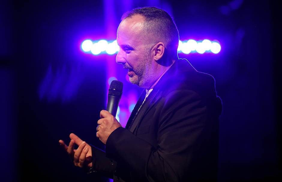  Ko je supruga Tonija Cetinskog 