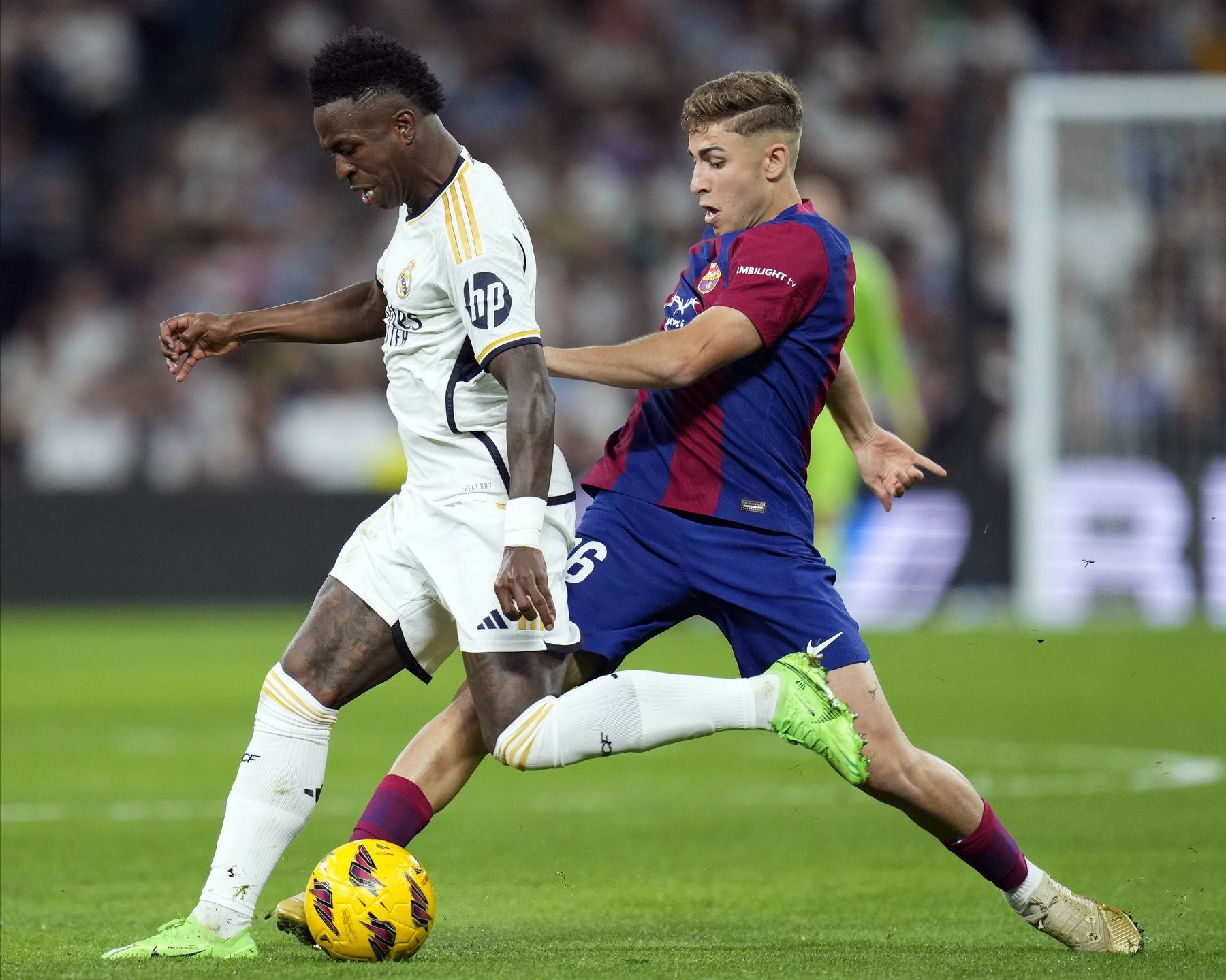  Fermin Lopez produžio ugovor s Barselonom 