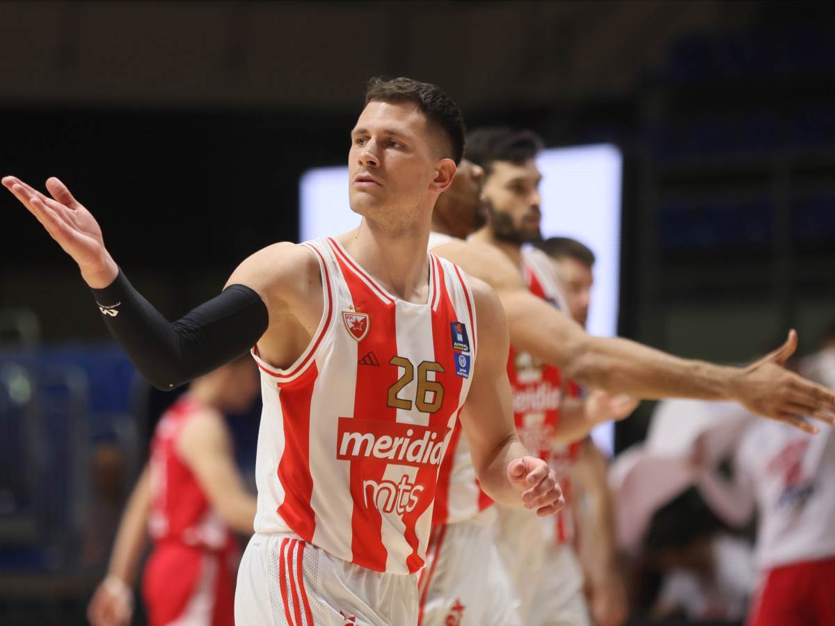  Crvena zvezda igra u Pioniru protiv Mege 