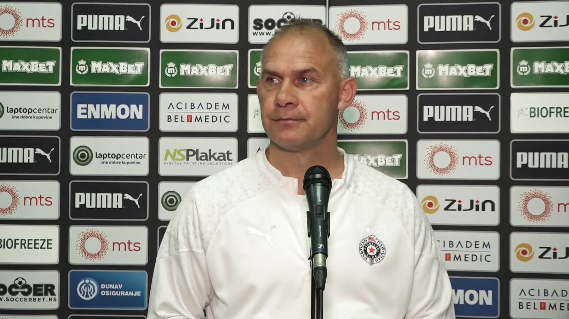  Albert Nađ nezadovoljan igrom Partizana 