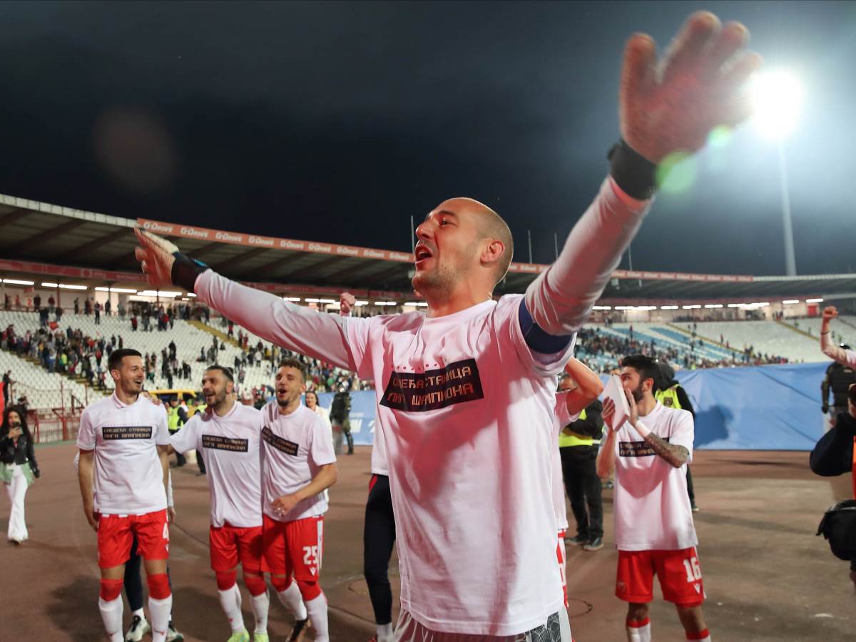  milan borjan se vraca u crvenu zvezdu 