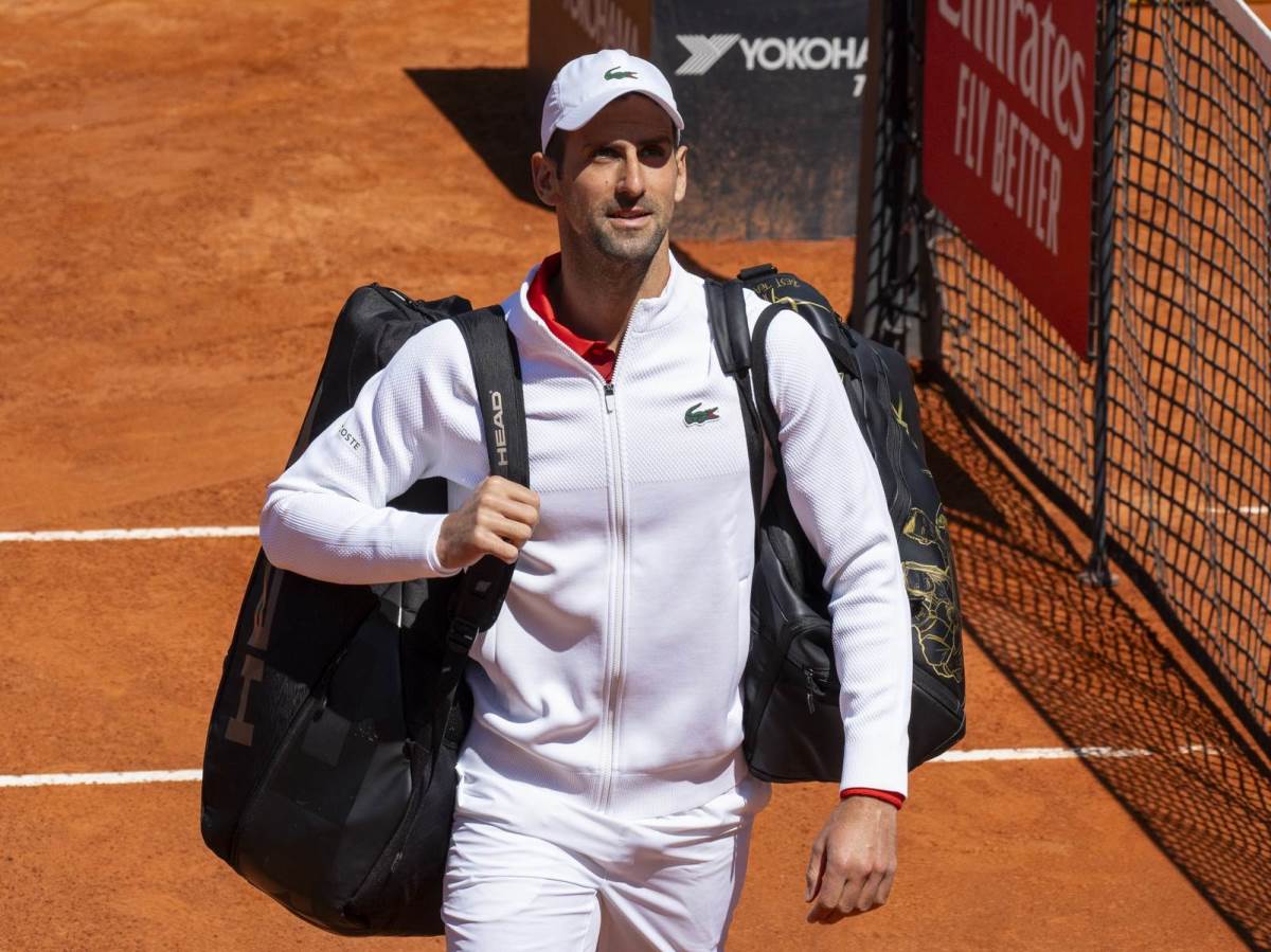  novak djokovic igra protiv nagluvog tenisera janika hanfmana 