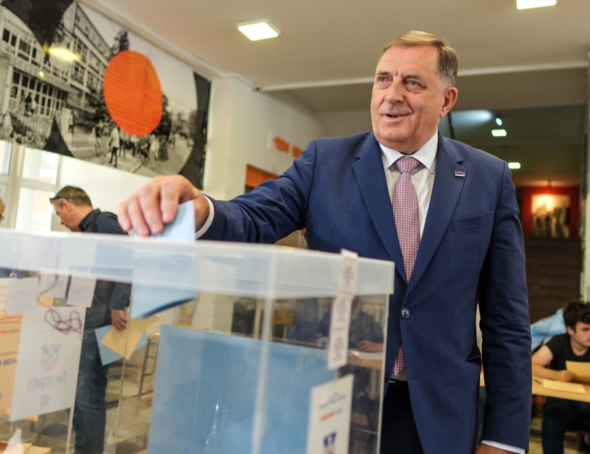  Milorad Dodik glasao na izborima 