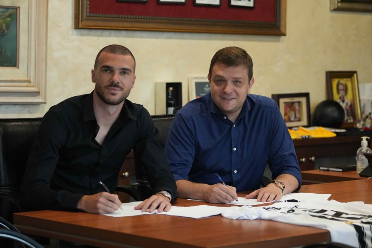  Nihad Mujakić potpisao za Partizan 