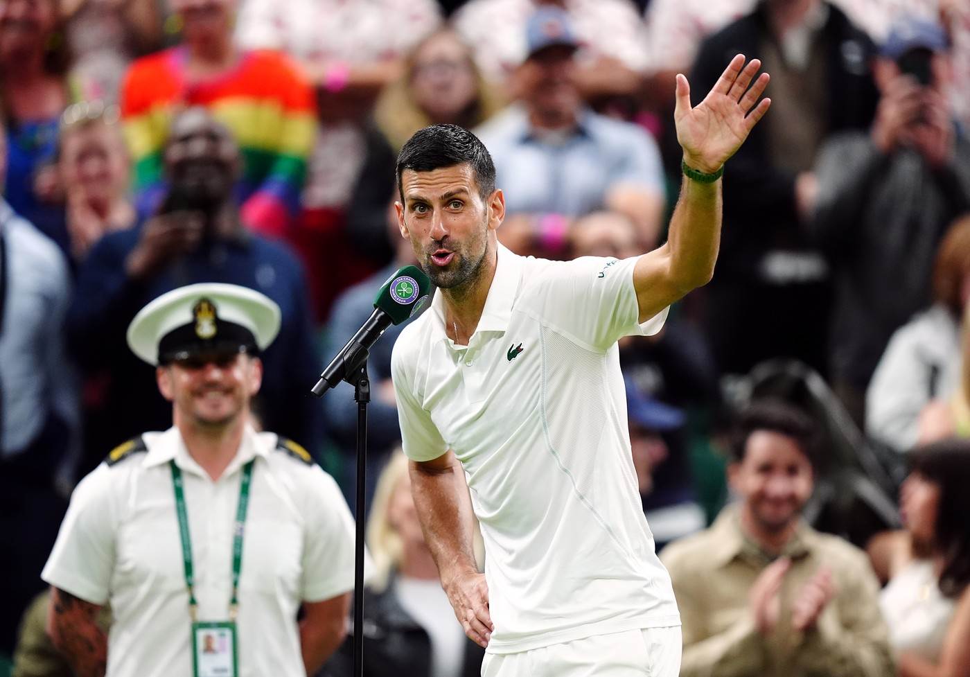  novak djokovic napao publiku posijle pobjede nad runeom 